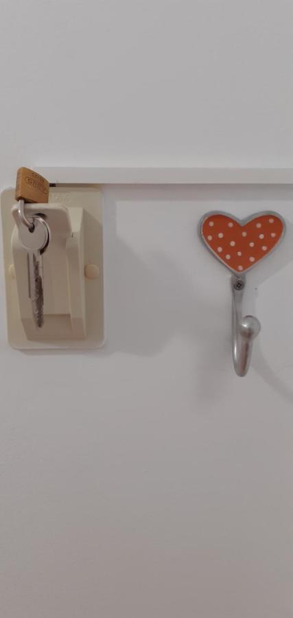 Lovely New House - Guests Apartments โอลเญา ภายนอก รูปภาพ