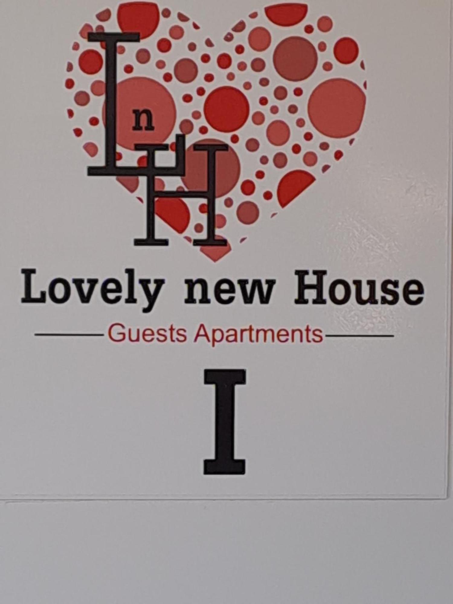 Lovely New House - Guests Apartments โอลเญา ภายนอก รูปภาพ