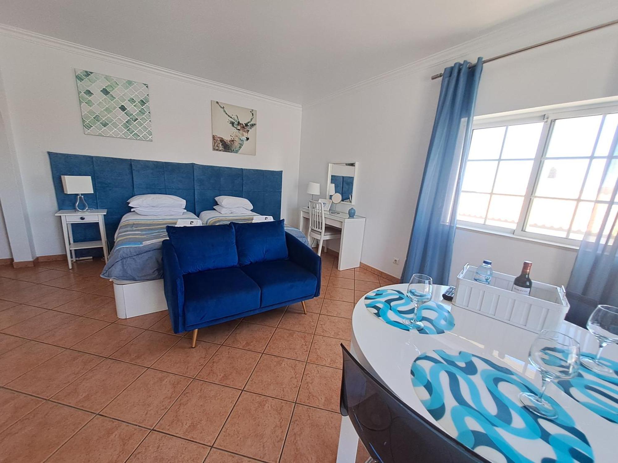 Lovely New House - Guests Apartments โอลเญา ภายนอก รูปภาพ