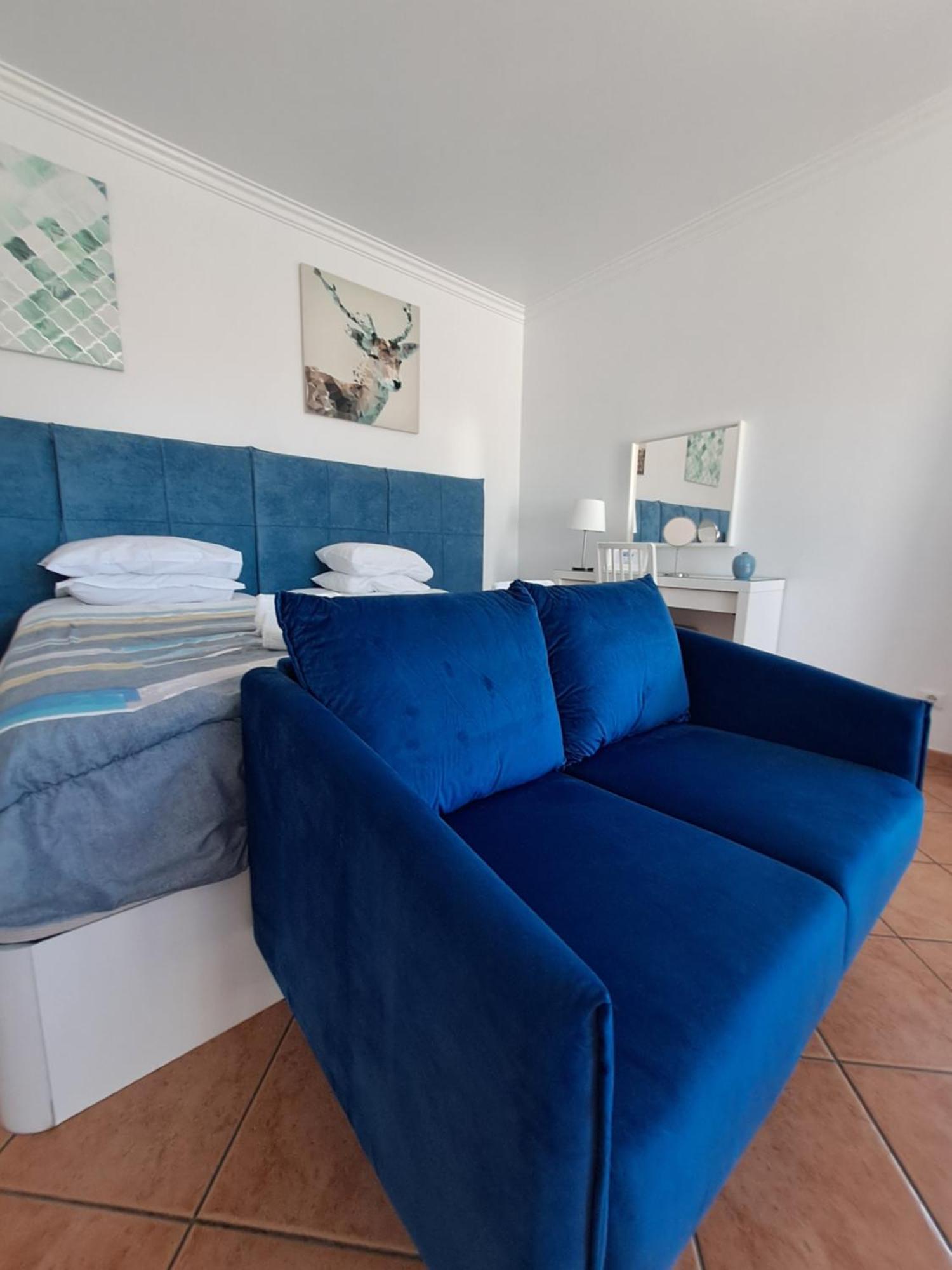 Lovely New House - Guests Apartments โอลเญา ภายนอก รูปภาพ