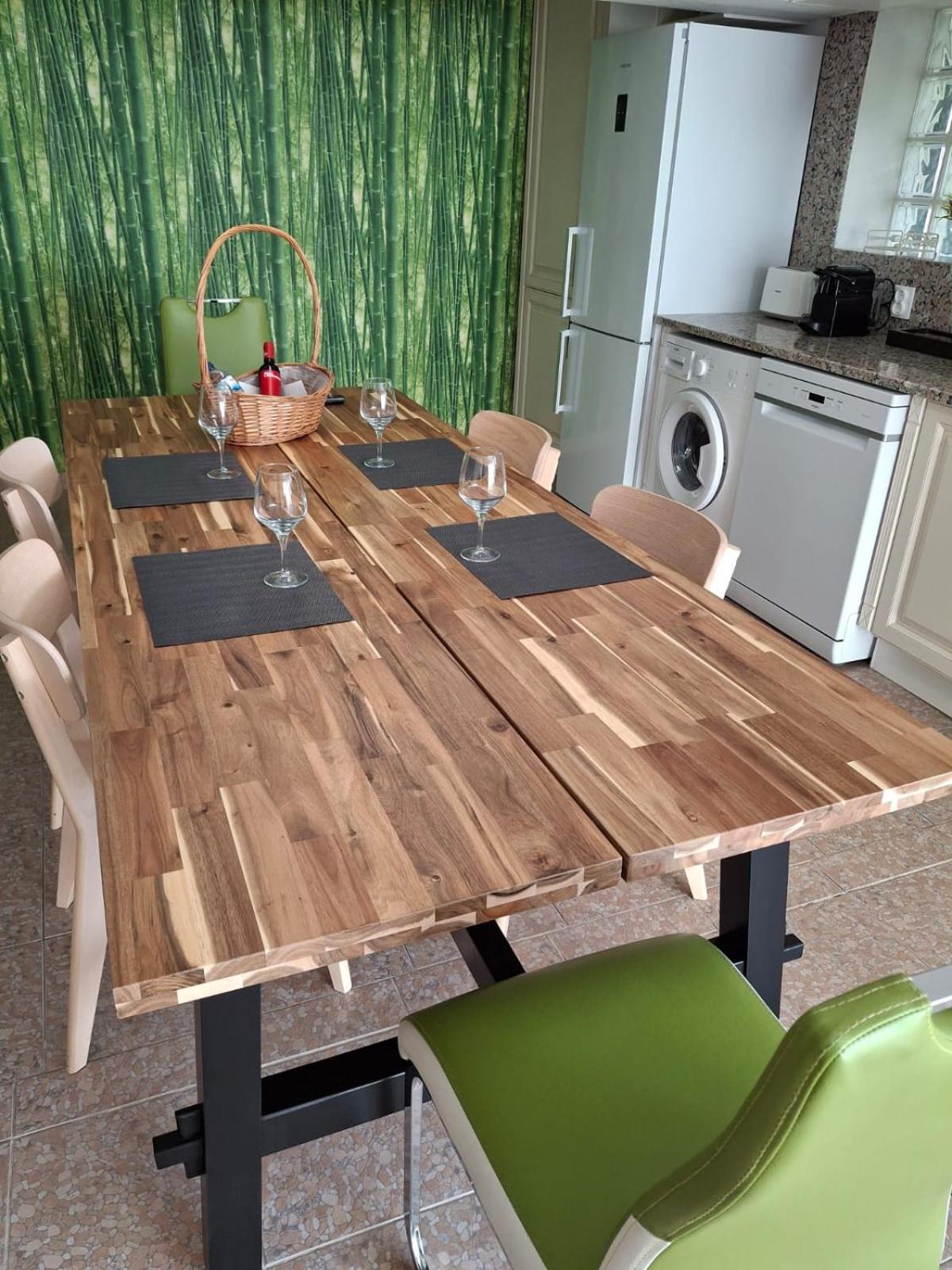 Lovely New House - Guests Apartments โอลเญา ภายนอก รูปภาพ